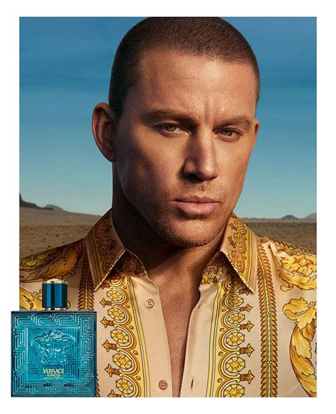 dialogo pubblicità profumo versace|Channing Tatum, eroe del nuovo spot Versace Eros Energy .